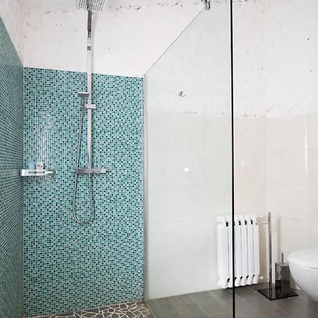 Cobalt By Klodge Villa